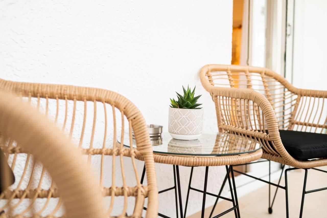 White Dream House Apartment คอสทาวน์ ภายนอก รูปภาพ